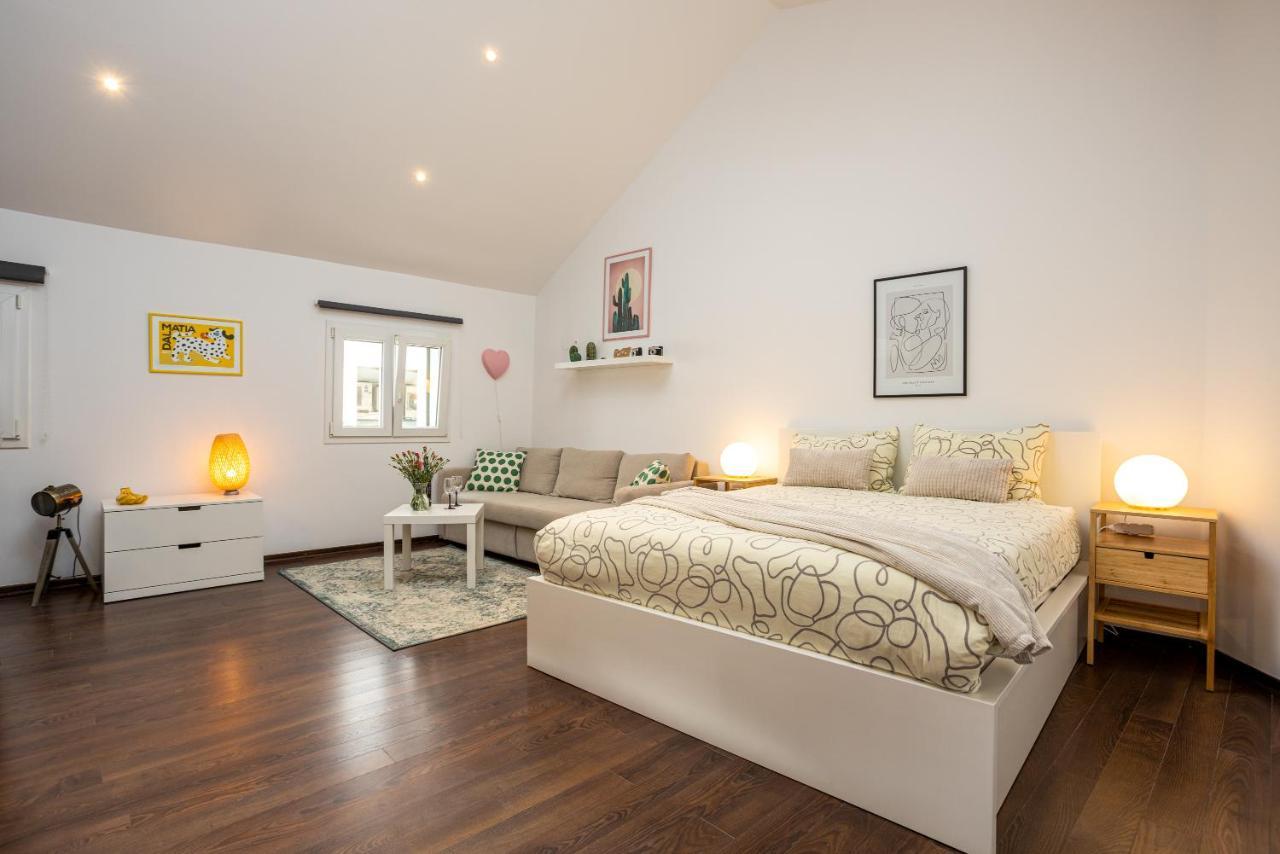 4 Us Apartment สปลิท ภายนอก รูปภาพ