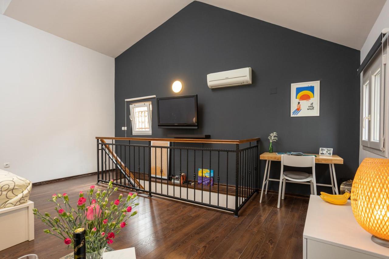 4 Us Apartment สปลิท ภายนอก รูปภาพ