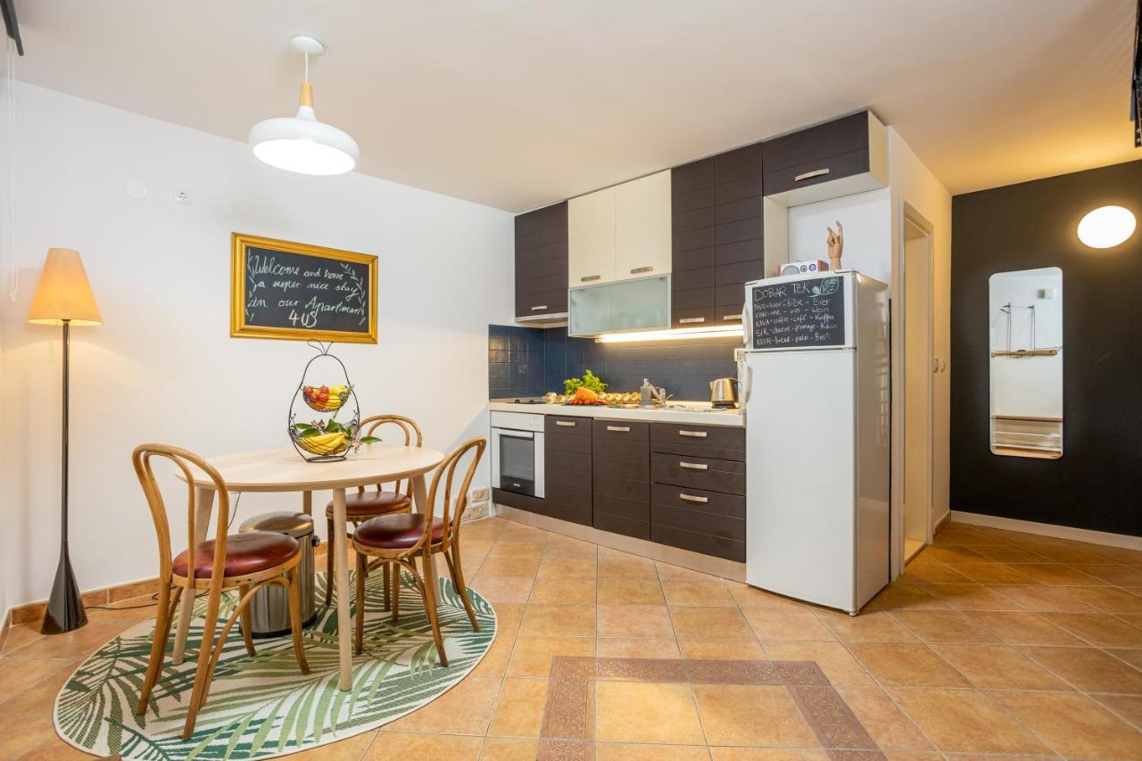 4 Us Apartment สปลิท ภายนอก รูปภาพ